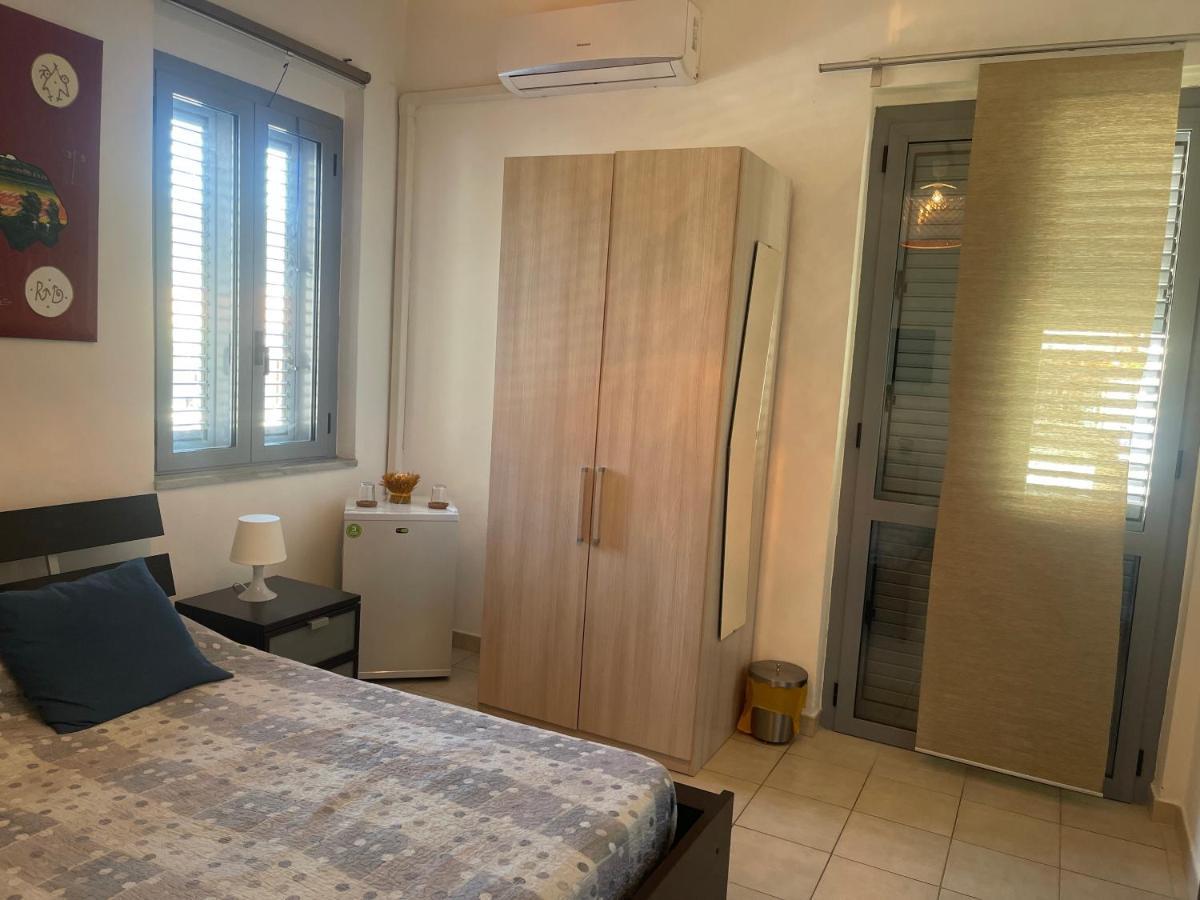 B&B Dell'Infopoint-La Via Silente Castelnuovo Cilento ภายนอก รูปภาพ