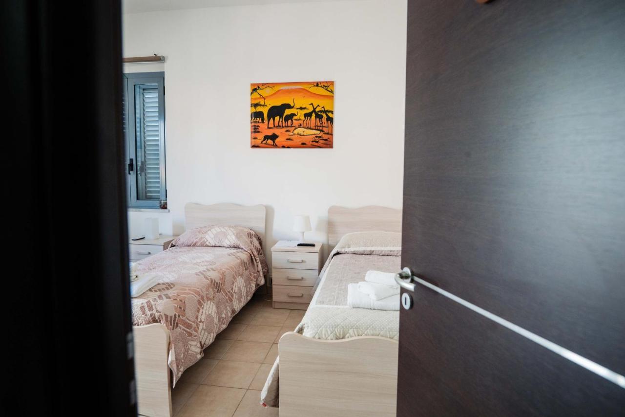 B&B Dell'Infopoint-La Via Silente Castelnuovo Cilento ภายนอก รูปภาพ