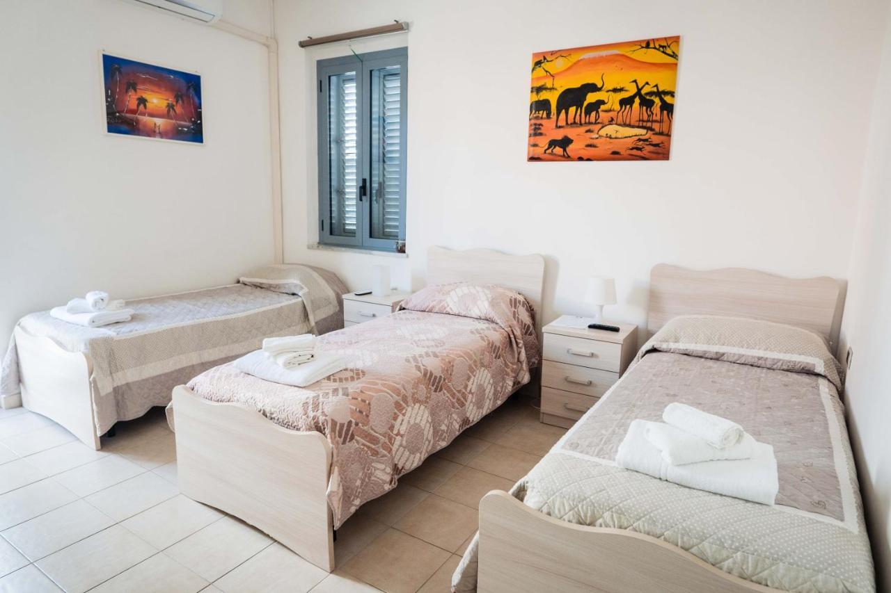 B&B Dell'Infopoint-La Via Silente Castelnuovo Cilento ภายนอก รูปภาพ